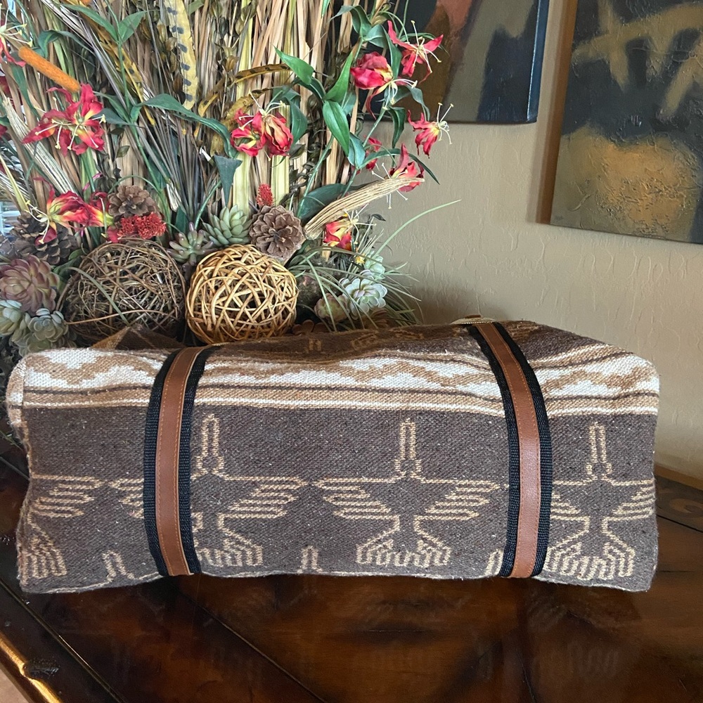 Southwestern Saddle Blanket duffle with fringe - Picture 5 of 6